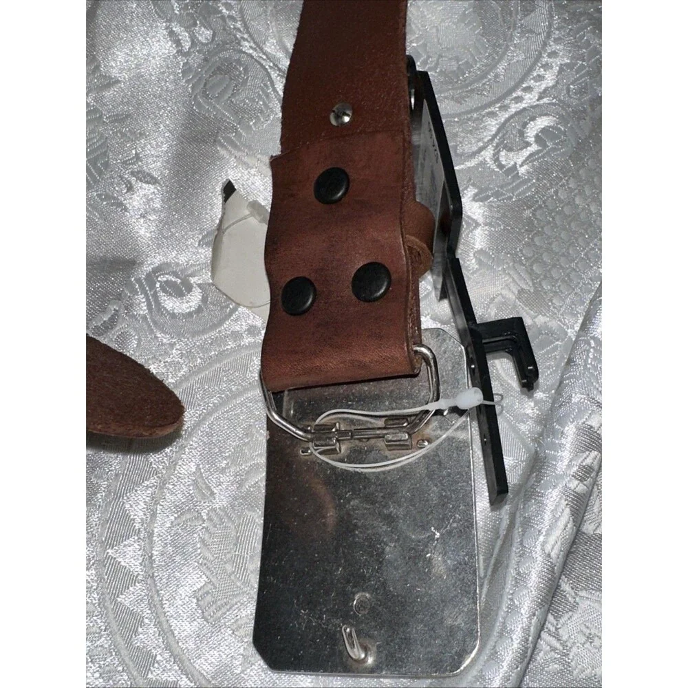 Larry Mayan SZ 8 Western Brown Leather Belt Bucking Bronco Buckle Mens